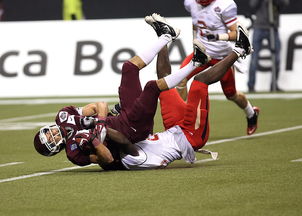 排球赛场焦点！澳大利亚队对阵巴西队，核心球员受伤，球队前景蒙阴影